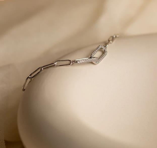 Copper Inlaid Zircon Infinite Symbol Bracelet For Women - Zambeel