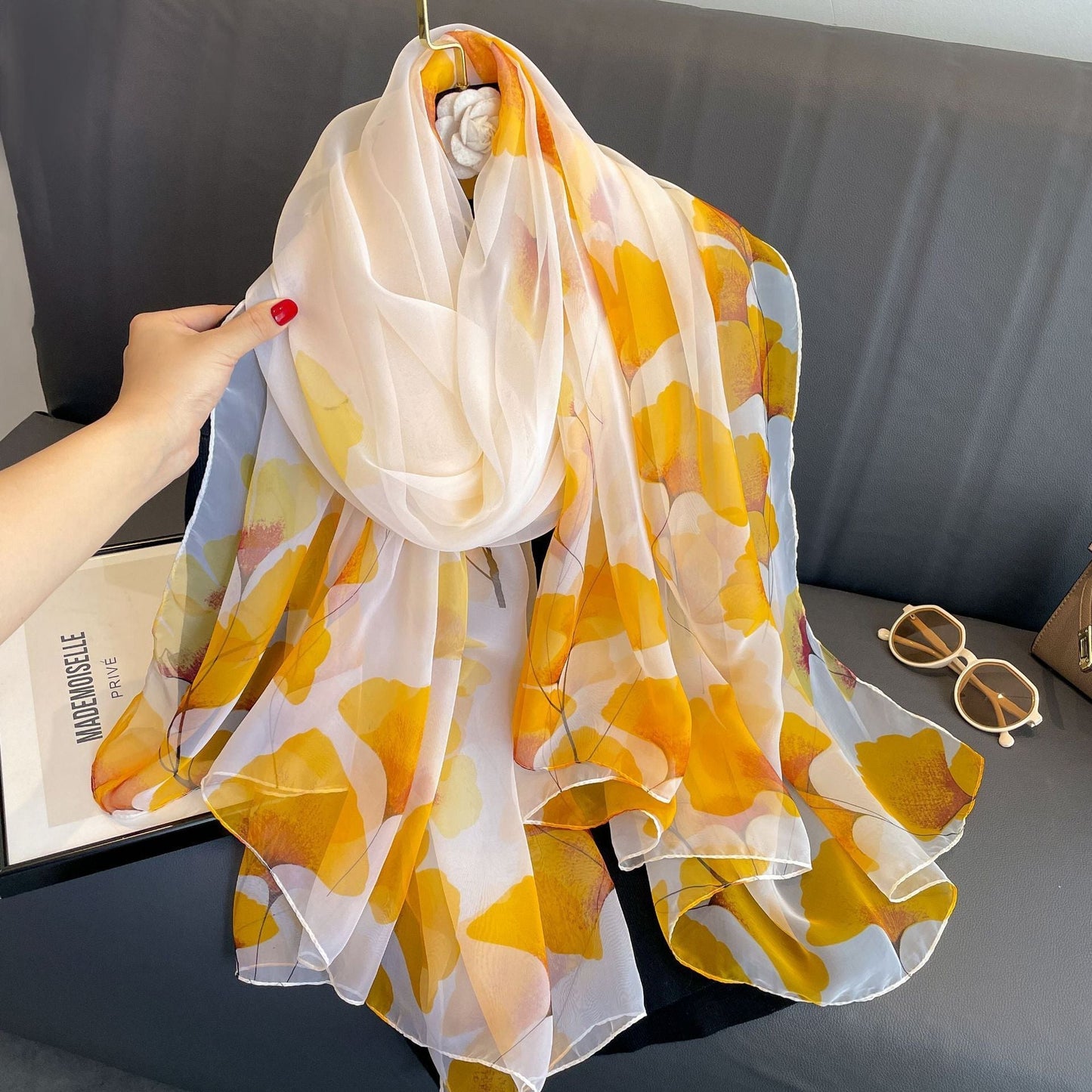 Light Luxury Artificial Silk Talma Yousoft Scarf Women's Large Size Pattern Commuter - Zambeel