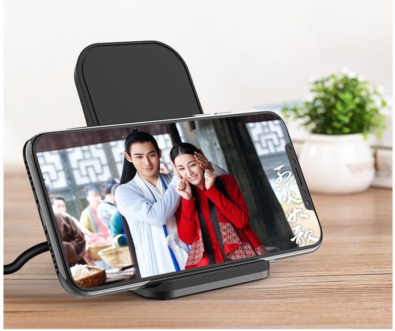Put On The Desktop And Charge The Wireless Charger At Any Time