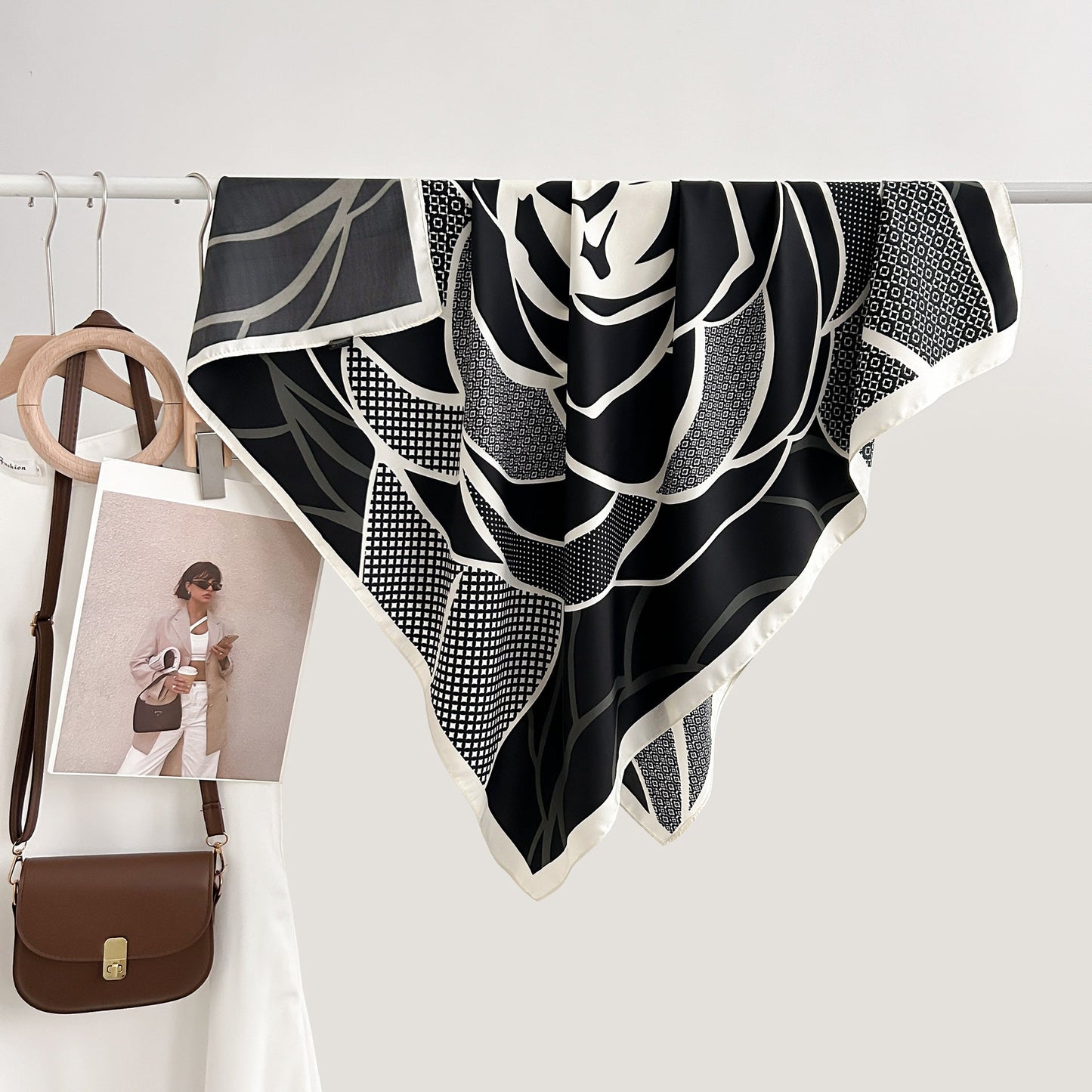 Retro Minority Elegant Graceful Outer Shawl - Zambeel