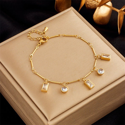 Round Square Rhinestone - encrusted Chain Ornament Bracelet - Zambeel
