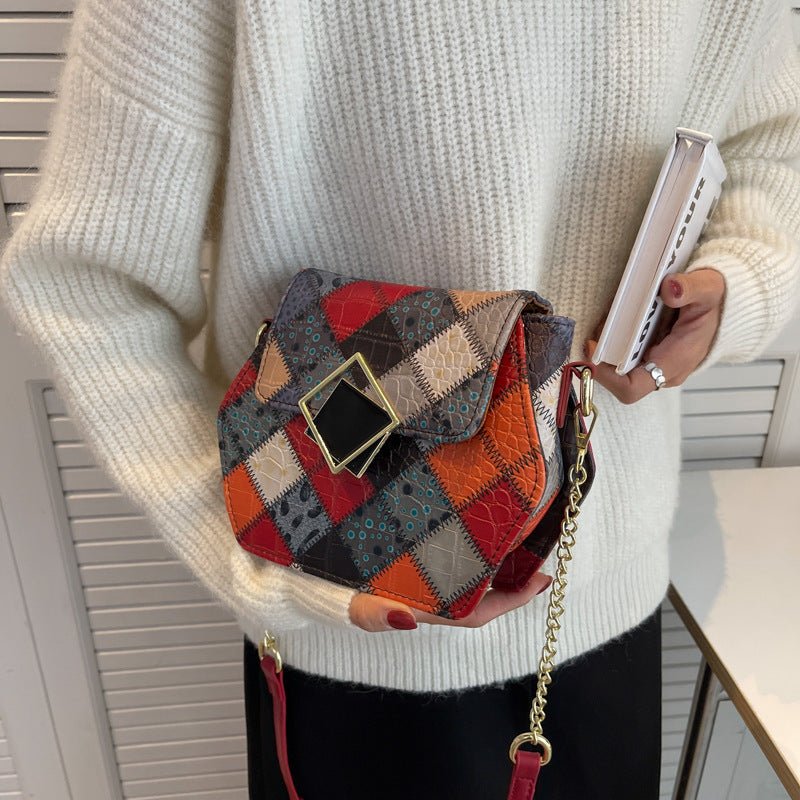 Stylish Textured Stitching Chain Small Square Bag - Zambeel
