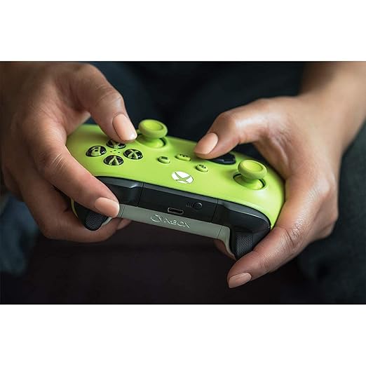 Wireless Game Controller ©